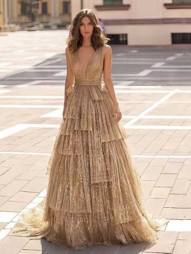 Robe Dorée Longue Princesse Tulle À Volants Pailletée Col V Bretelles Fines Mariage & Gala