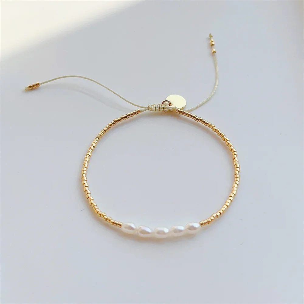 Bracelet fin doré en perles Miyuki réglable