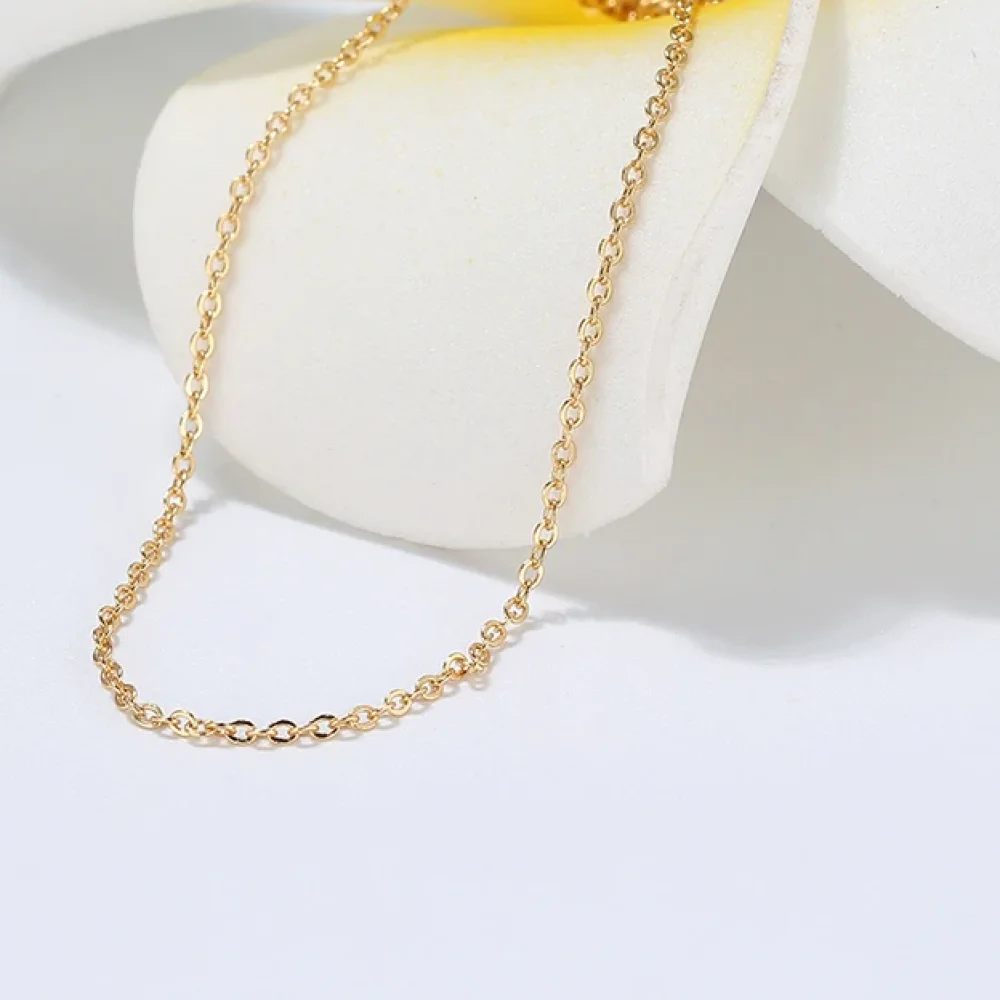 Collier chaîne fine doré
