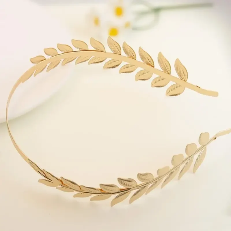 Couronne de feuilles dorées déesse grecque