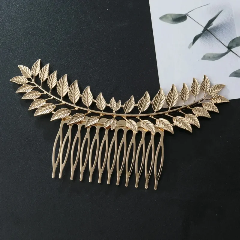 Peigne à cheveux en feuilles de métal doré
